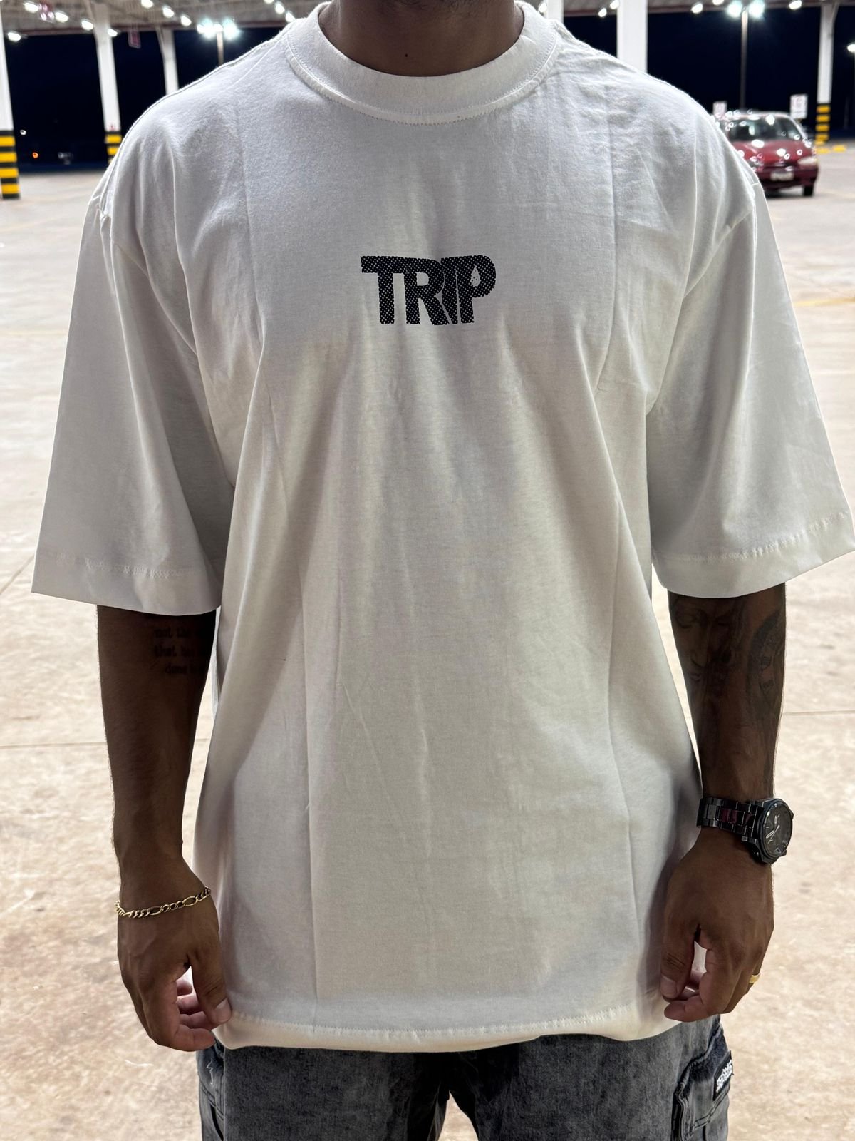 TRIP SIDE - CAMISETA OVERSIZED PRETA - DADO (S267) | Nova Era