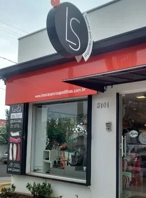 Antiga Loucas por Sapatilhas