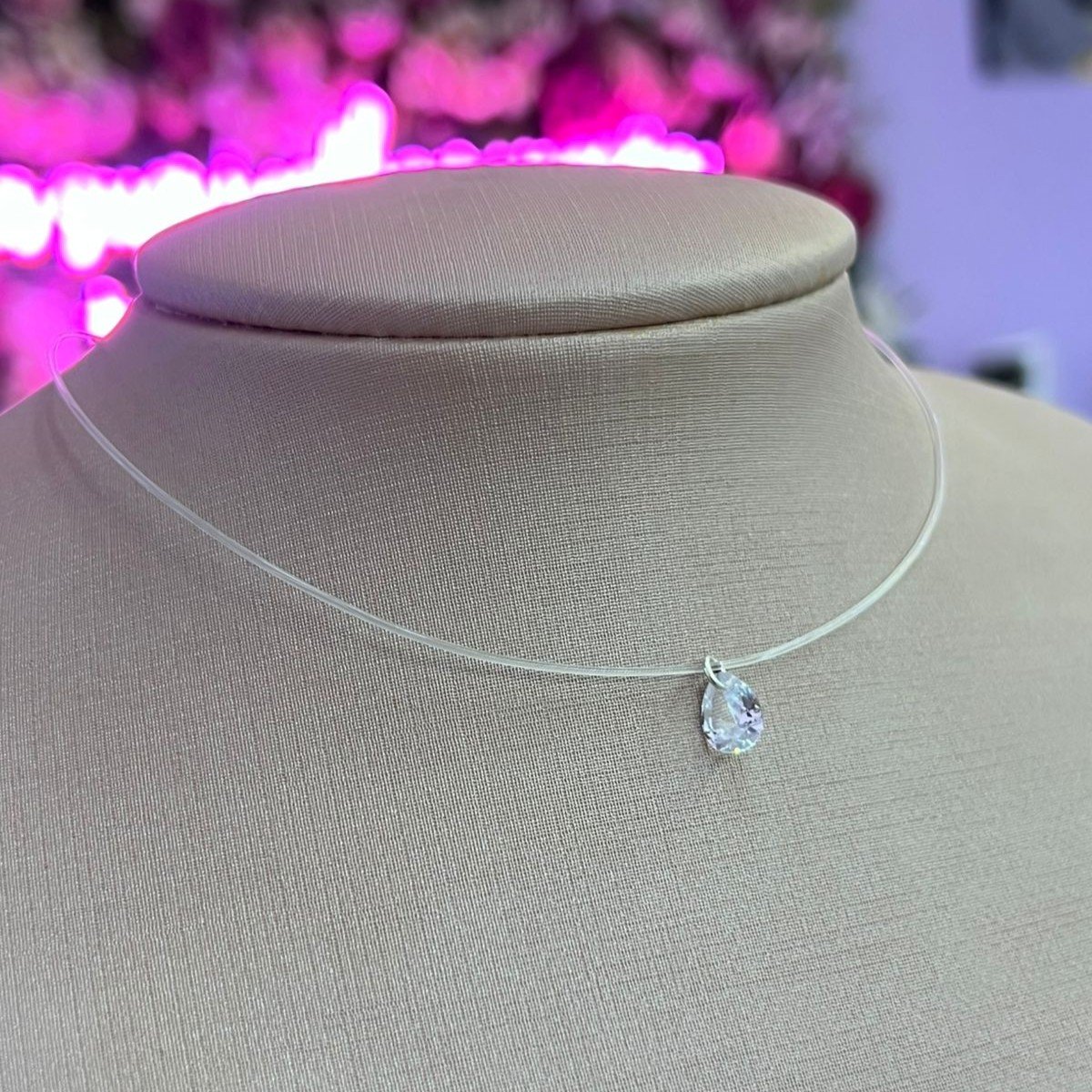 Colar Fio de Nylon Ponto de Luz Gota | Nas Nuvens Pratas